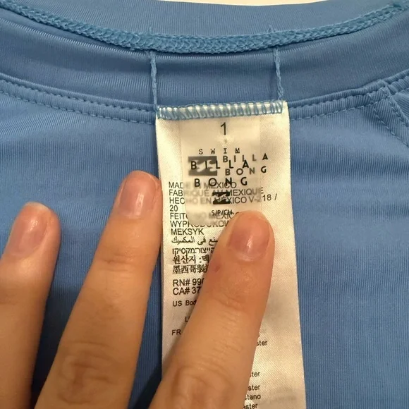 Billabong Sky Blue Rash Guard with Pink Logo - Picture 4 of 4